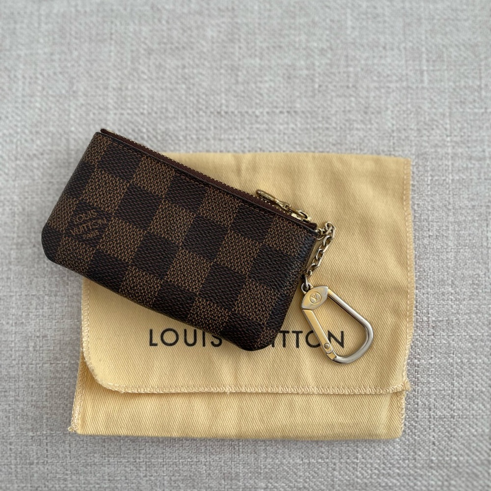Louis Vuitton Damier Ébène Key Clée